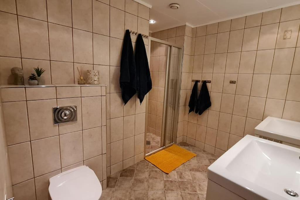 Arctic Lodge Tromvik With Jacuzzi Tromso Luaran gambar