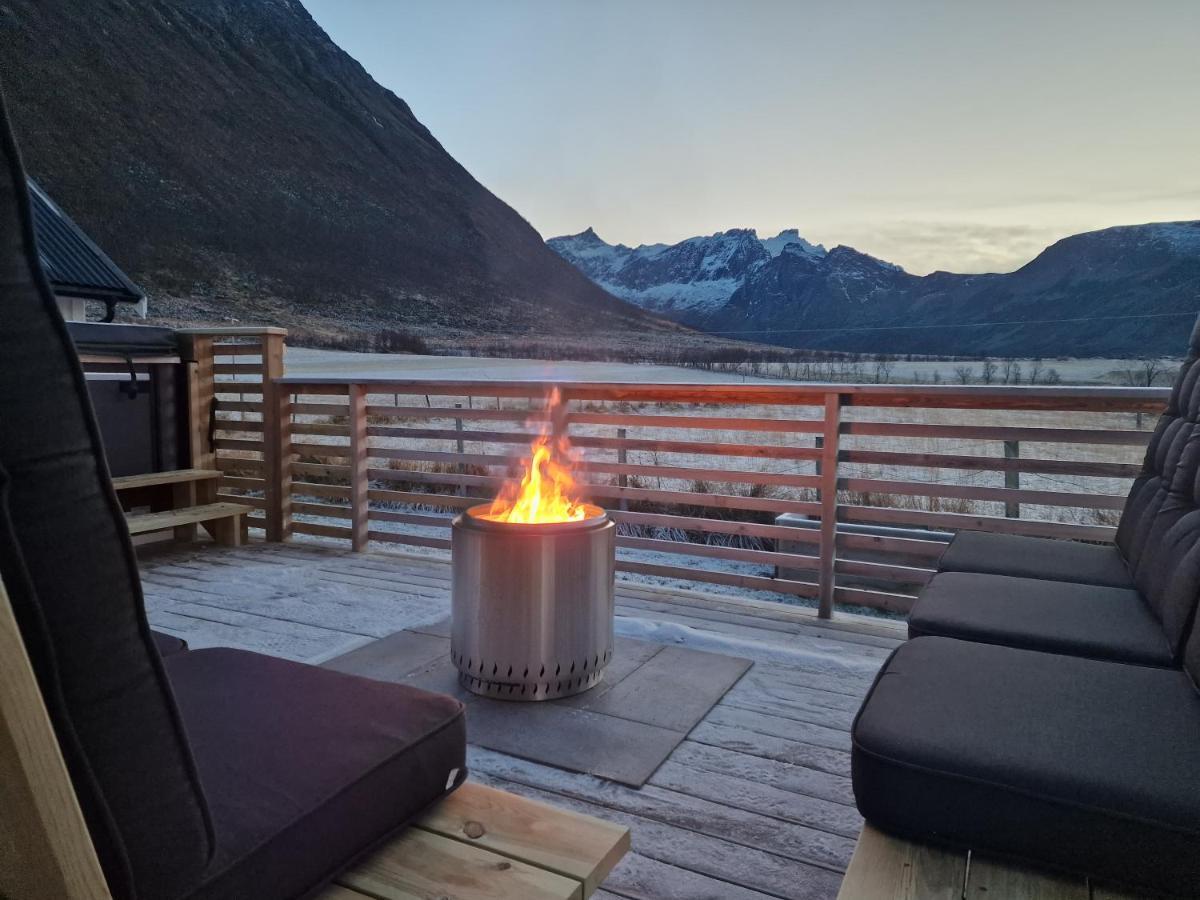 Arctic Lodge Tromvik With Jacuzzi Tromso Luaran gambar